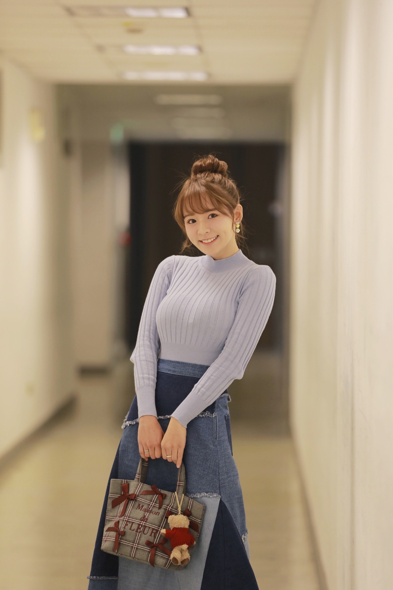 林莎 • 03